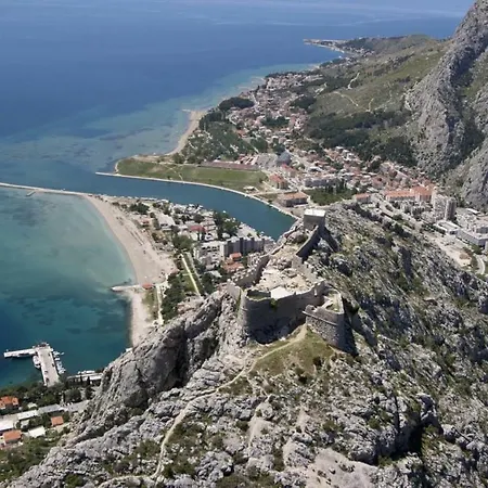Nina Appartement Omiš